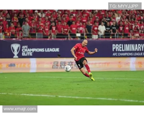 成都足球队以52分领跑全国锦标赛积分榜展现强劲实力